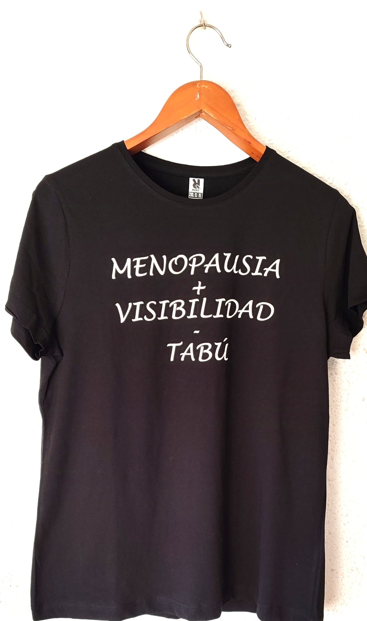 CAMISETA MENOS TABÚ