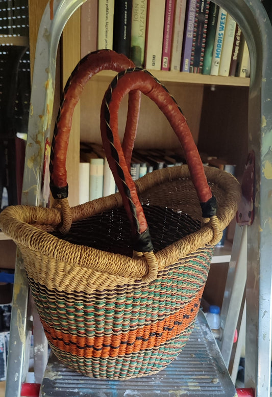 Cesta Bolga Artesanal con Asas de Cuero